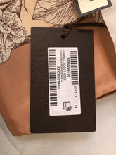 Afbeelding in Gallery-weergave laden, Gucci silk scarf
